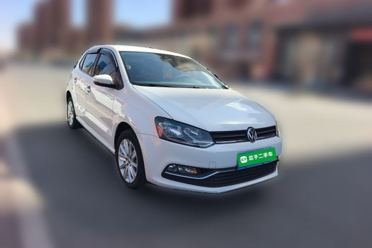 Used Volkswagen Polo 2014 1.6L Automatic Comfort Edition Front Right 45 Deg