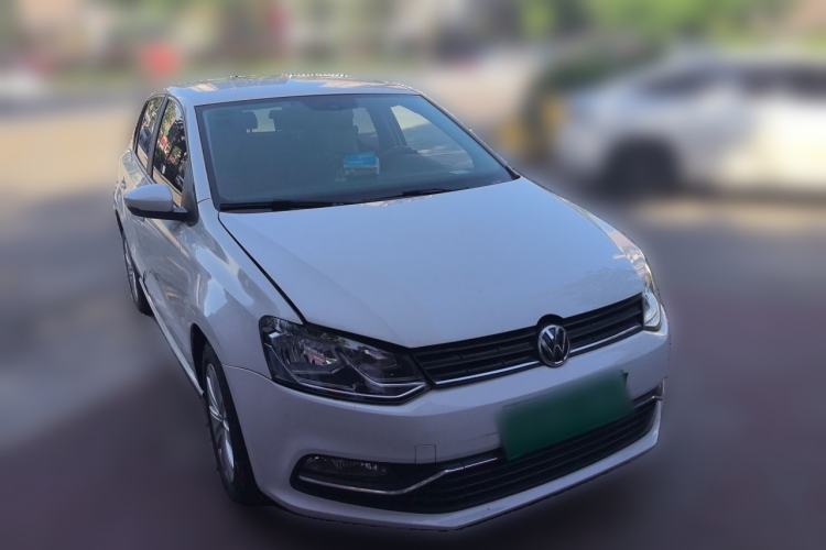 Used Volkswagen Polo 2014 1.6L Automatic Comfort Edition Front Right 45 Deg
