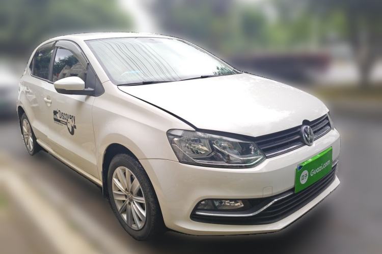 Used Volkswagen Polo 2014 1.6L Automatic Comfort Edition Front Right 45 Deg