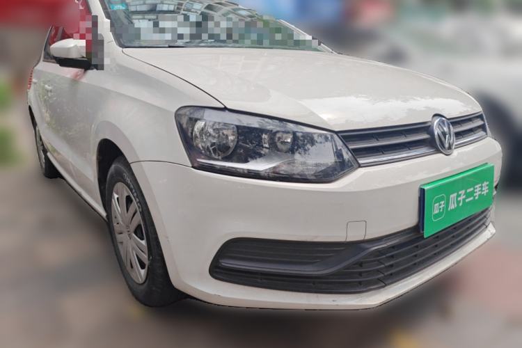 Used Volkswagen Polo 2014 1.4L Manual Fashion Edition Front Right 45 Deg