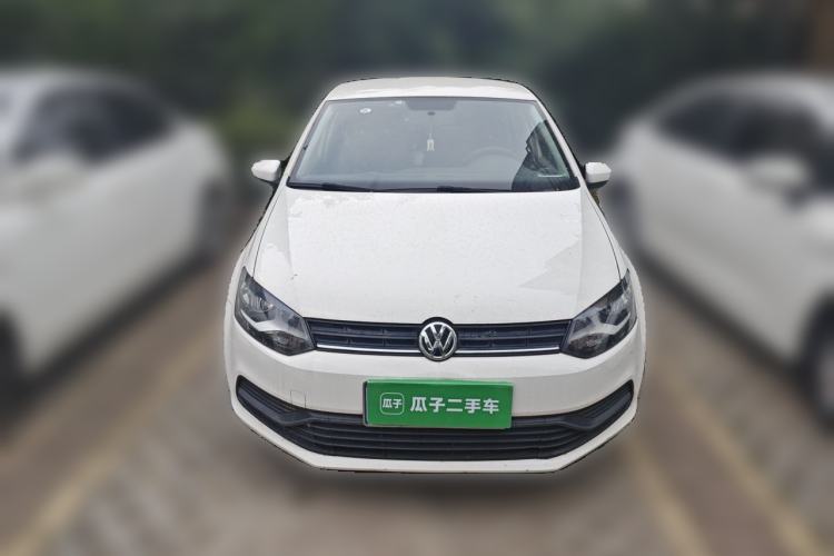 Used Volkswagen Polo 2014 1.4L Manual Fashion Edition Front