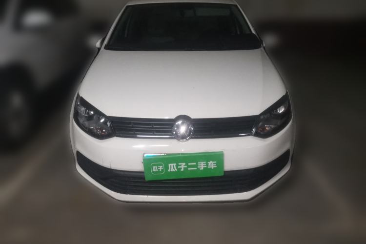 Used Volkswagen Polo 2014 1.4L Manual Fashion Edition Front