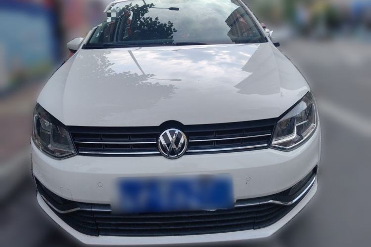Used Volkswagen Polo 2014 1.4L Automatic Luxury Edition Front
