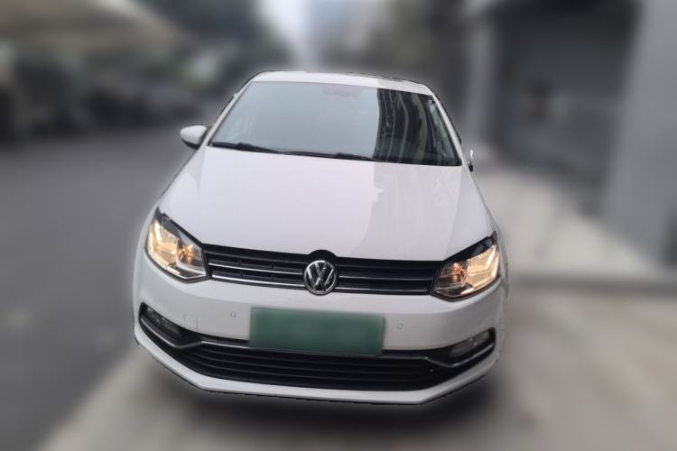 Used Volkswagen Polo 2014 1.6L Automatic Luxury Edition Front