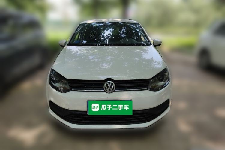 Used Volkswagen Polo 2014 1.4L Manual Fashion Edition Front