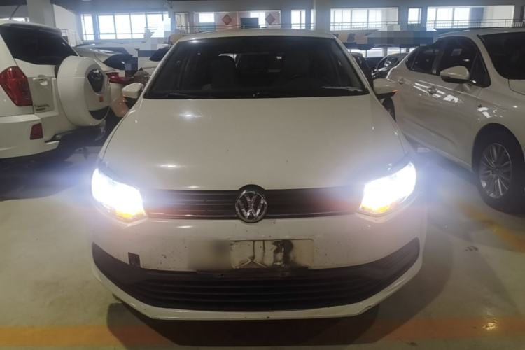 Used Volkswagen Polo 2014 1.4L Manual Fashion Edition Front