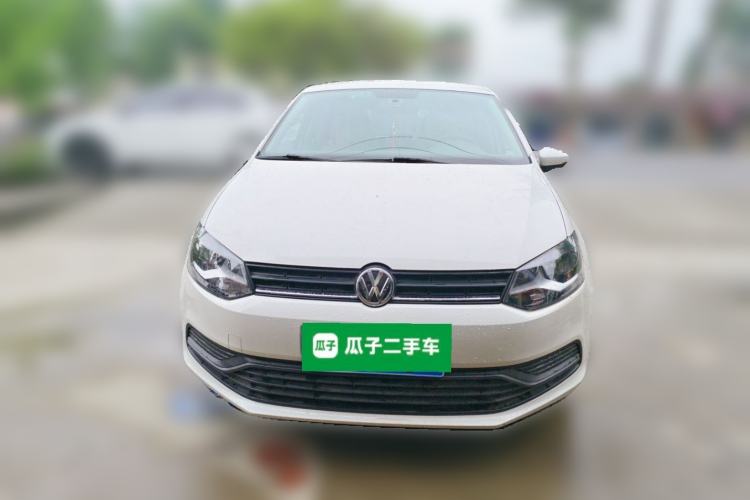 Used Volkswagen Polo 2014 1.4L Manual Fashion Edition Front