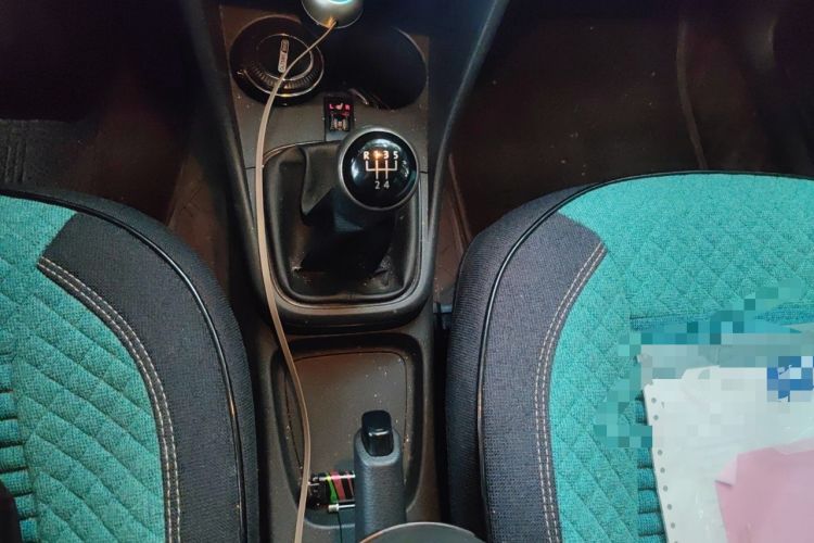 Used Volkswagen Polo 2014 1.4L Manual Fashion Edition Gear Lever