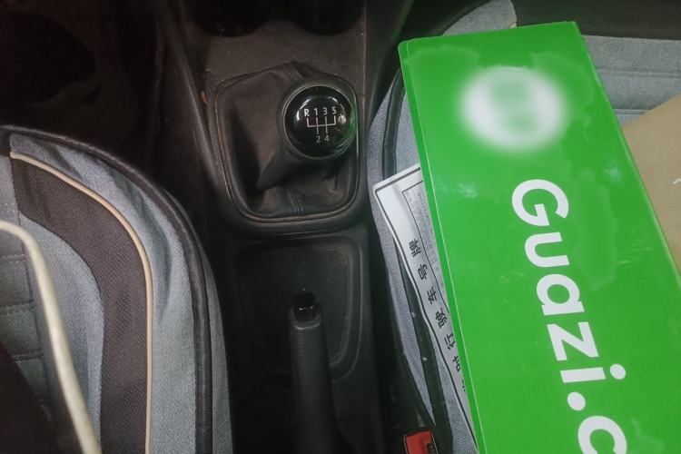 Used Volkswagen Polo 2014 1.4L Manual Fashion Edition Gear Lever