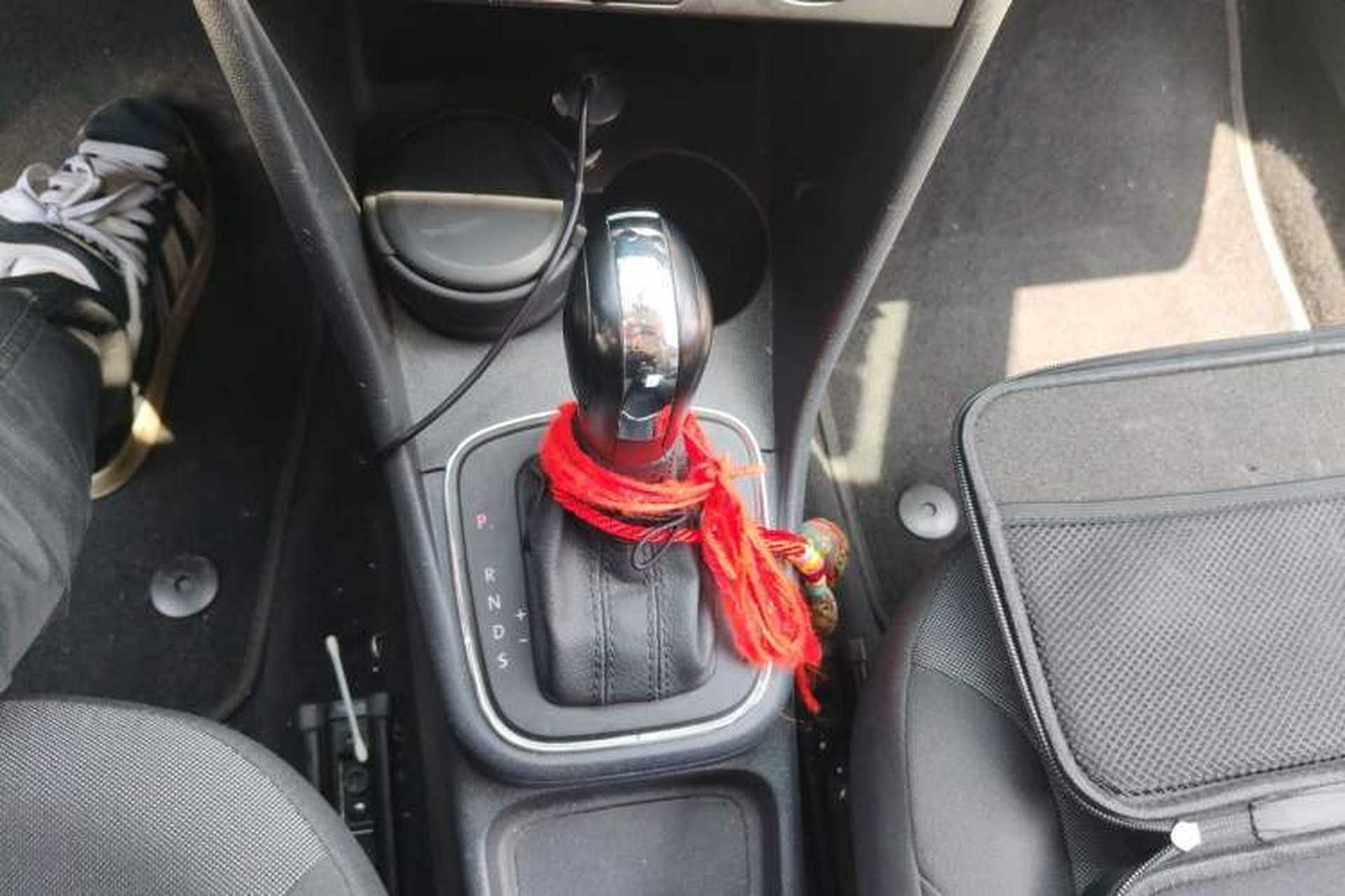Used Volkswagen Polo 2014 1.6L Automatic Comfort Edition Gear Lever