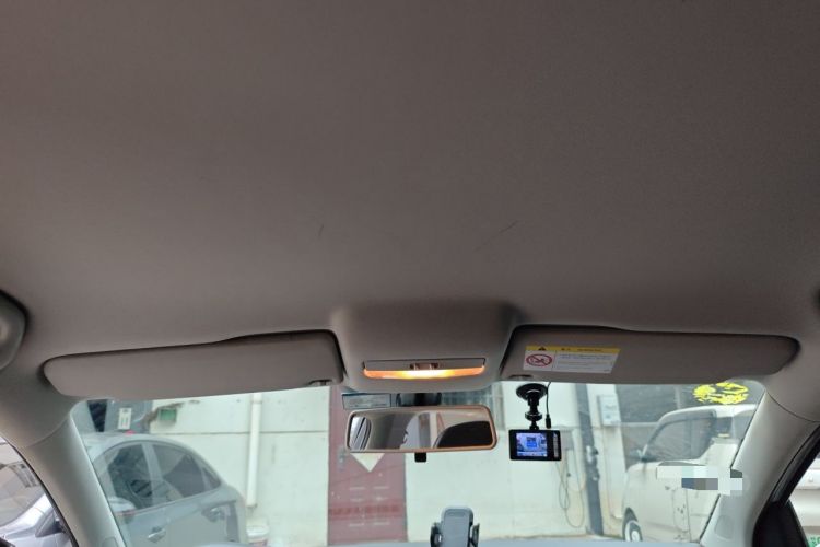 Used Volkswagen Polo 2014 1.4L Manual Comfort Edition Headliner