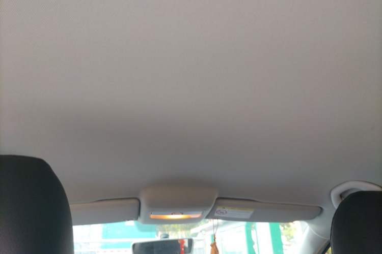 Used Volkswagen Polo 2014 1.4L Manual Fashion Edition Headliner