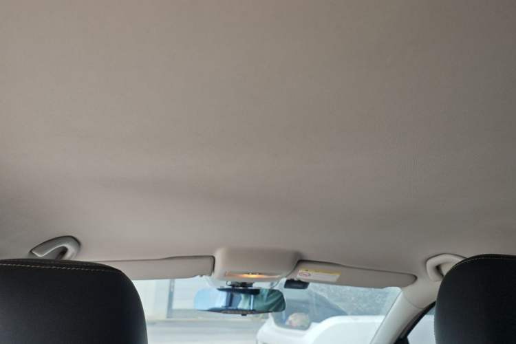 Used Volkswagen Polo 2014 1.4L Manual Comfort Edition Headliner