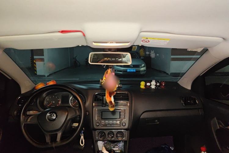 Used Volkswagen Polo 2014 1.6L Automatic Comfort Edition Headliner