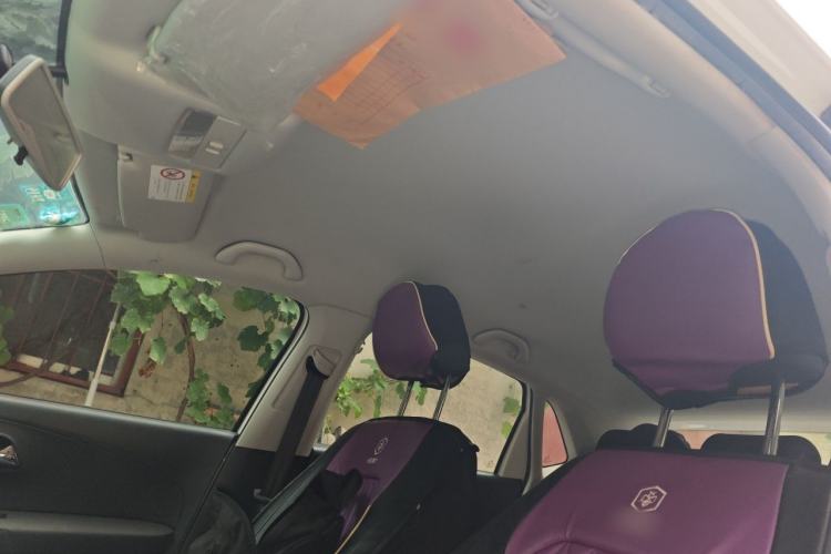 Used Volkswagen Polo 2014 1.6L Automatic Comfort Edition Headliner