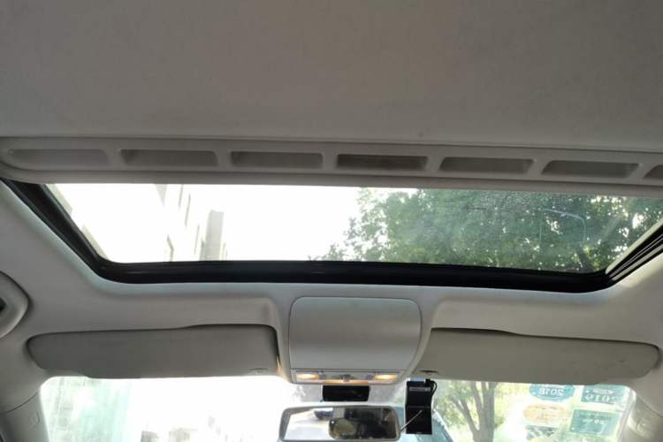 Used Volkswagen Polo 2014 1.6L Automatic Comfort Edition Headliner