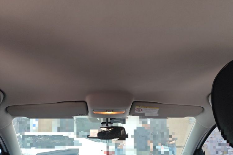 Used Volkswagen Polo 2014 1.4L Manual Fashion Edition Headliner