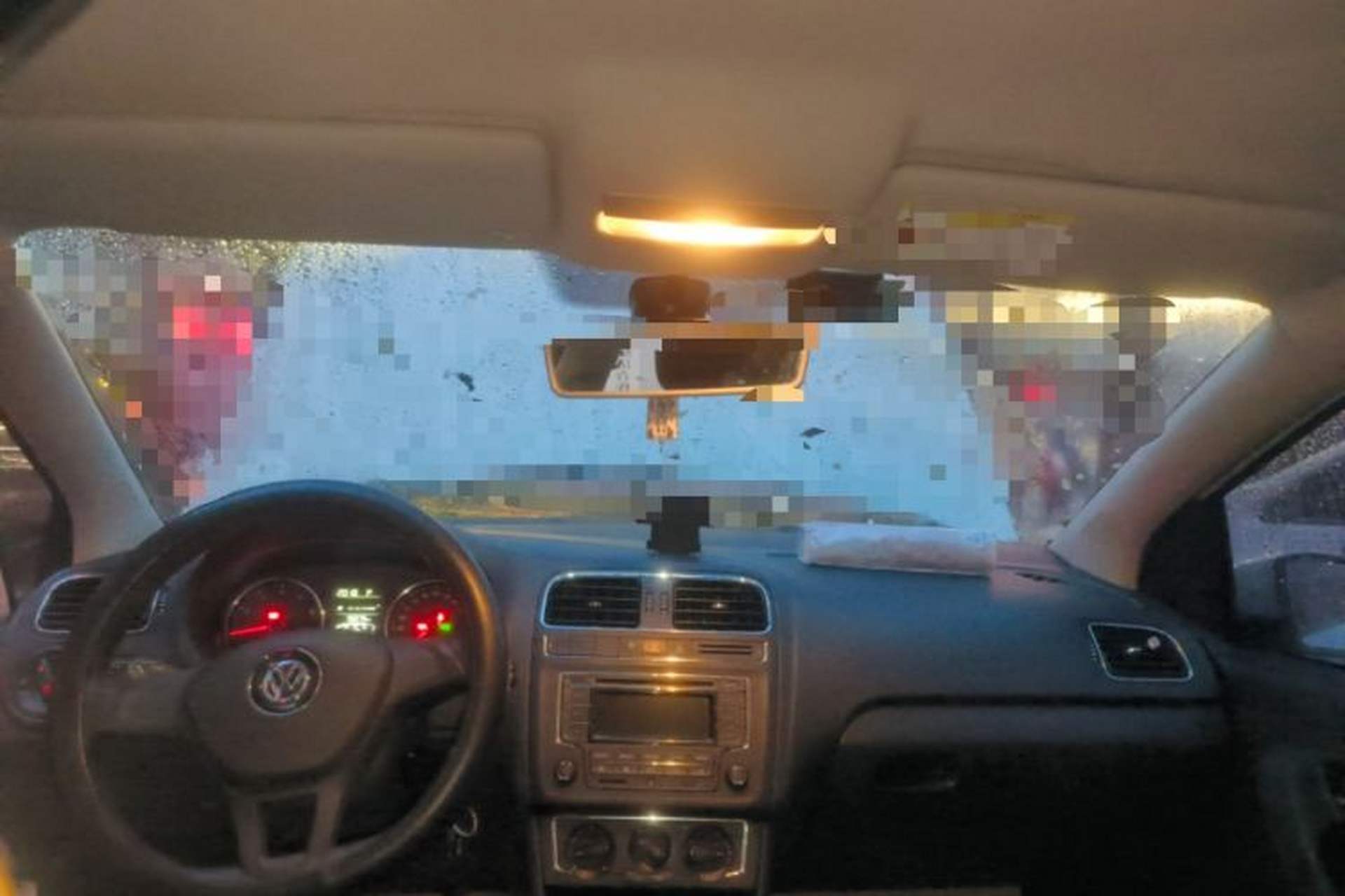 Used Volkswagen Polo 2014 1.6L Automatic Comfort Edition Headliner