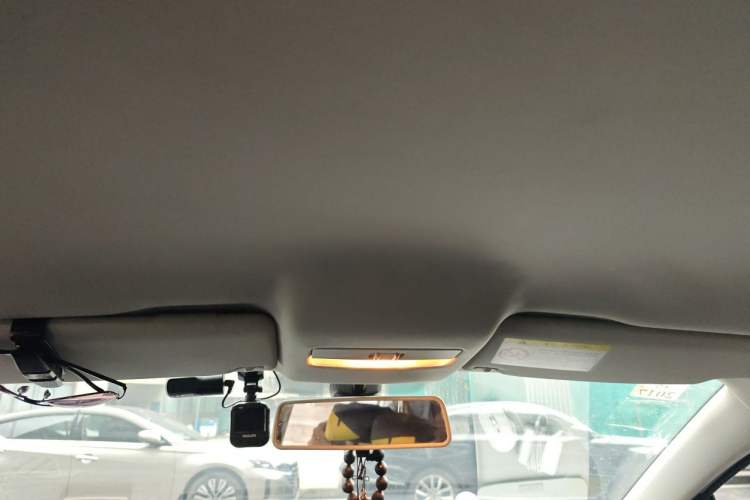 Used Volkswagen Polo 2014 1.4L Manual Comfort Edition Headliner