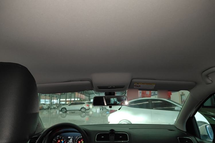 Used Volkswagen Polo 2014 1.4L Automatic Comfort Edition Headliner