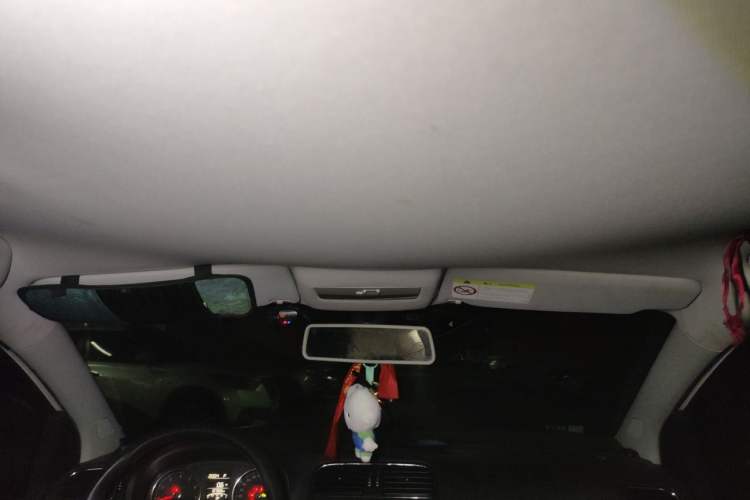 Used Volkswagen Polo 2014 1.4L Automatic Comfort Edition Headliner