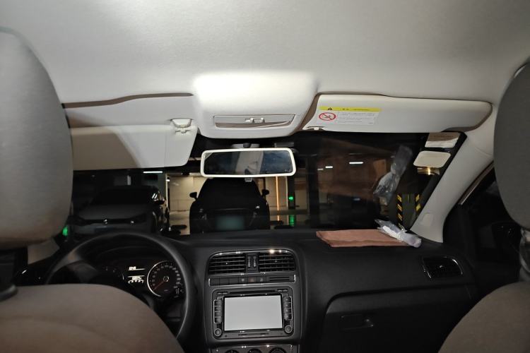 Used Volkswagen Polo 2014 1.6L Automatic Comfort Edition Headliner