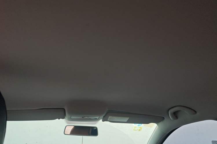 Used Volkswagen Polo 2014 1.4L Manual Fashion Edition Headliner