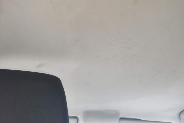 Used Volkswagen Polo 2014 1.6L Automatic Comfort Edition Headliner