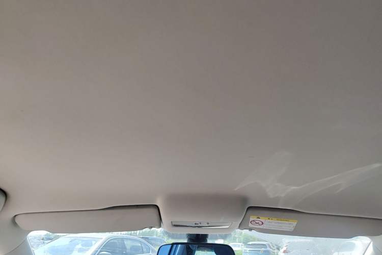Used Volkswagen Polo 2014 1.4L Automatic Comfort Edition Headliner