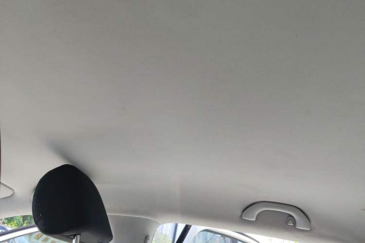 Used Volkswagen Polo 2014 1.6L Automatic Comfort Edition Headliner