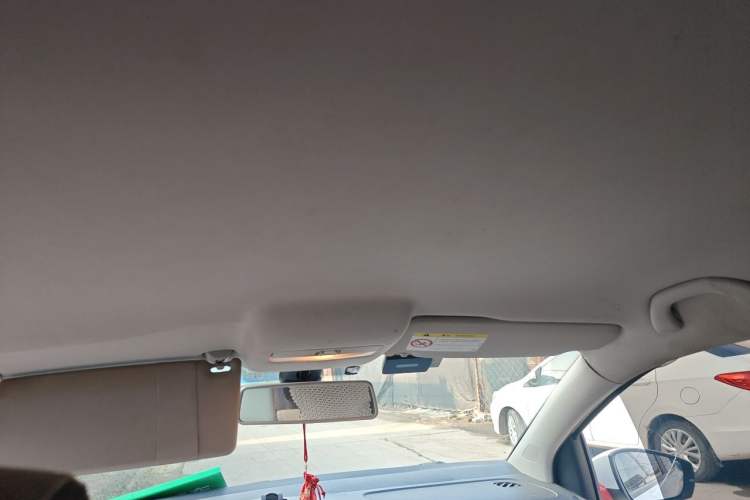 Used Volkswagen Polo 2014 1.4L Automatic Comfort Edition Headliner