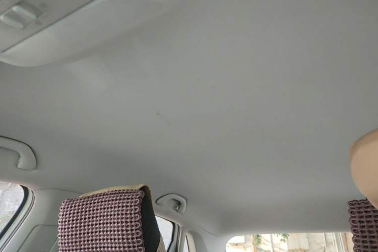 Used Volkswagen Polo 2014 1.6L Manual Comfort Edition Headliner