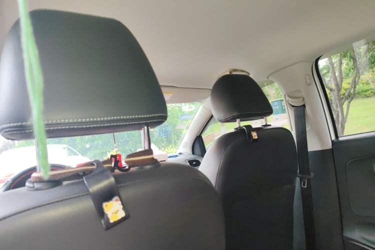 Used Volkswagen Polo 2014 1.4L Automatic Comfort Edition Headliner