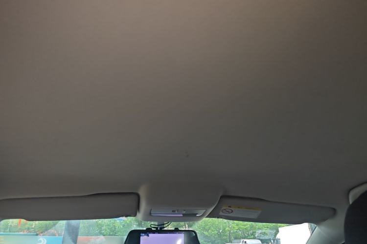 Used Volkswagen Polo 2014 1.4L Manual Fashion Edition Headliner