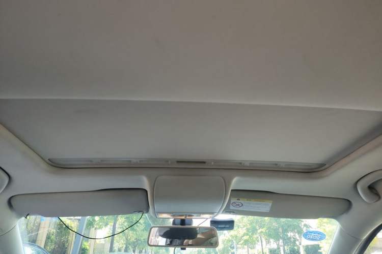 Used Volkswagen Polo 2014 1.6L Automatic Comfort Edition Headliner