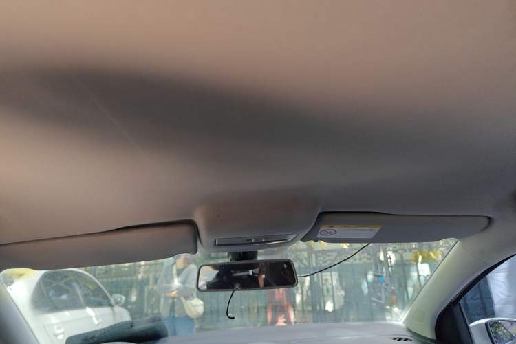 Used Volkswagen Polo 2014 1.6L Automatic Comfort Edition Headliner