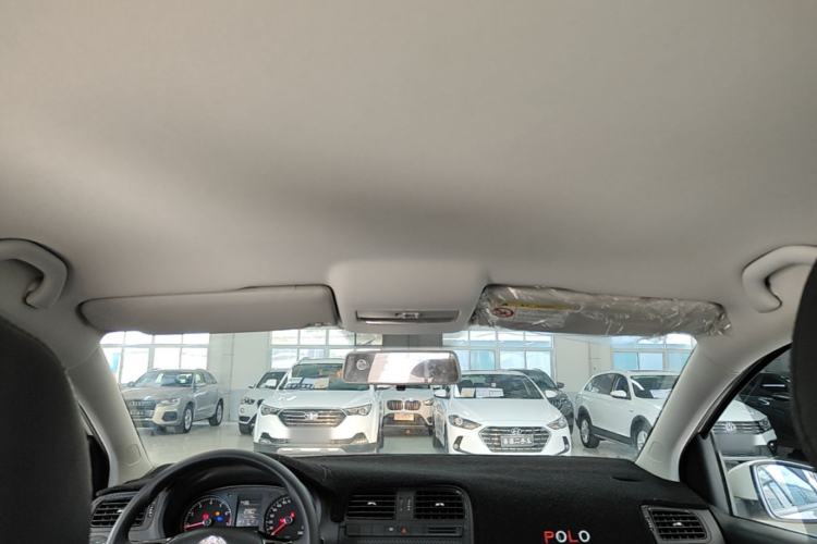 Used Volkswagen Polo 2014 1.4L Manual Fashion Edition Headliner