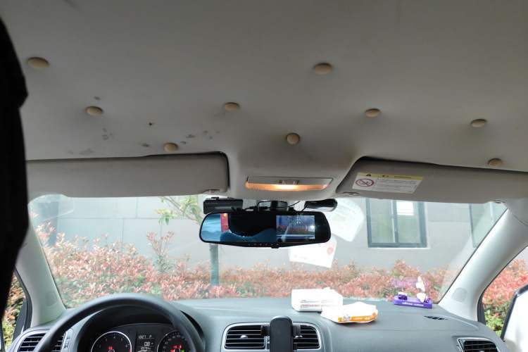 Used Volkswagen Polo 2014 1.4L Automatic Comfort Edition Headliner