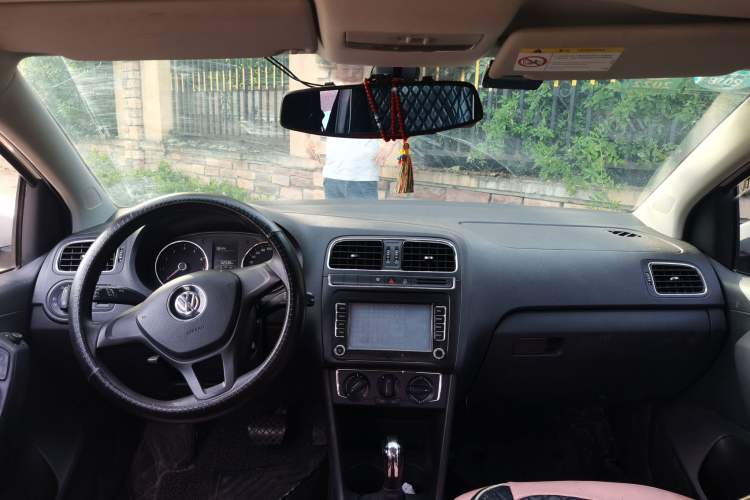 Used Volkswagen Polo 2014 1.4L Automatic Comfort Edition Headliner
