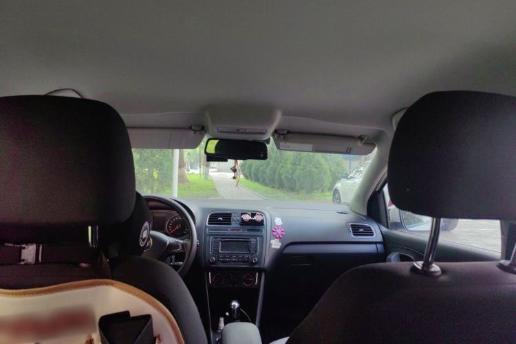 Used Volkswagen Polo 2014 1.6L Automatic Comfort Edition Headliner
