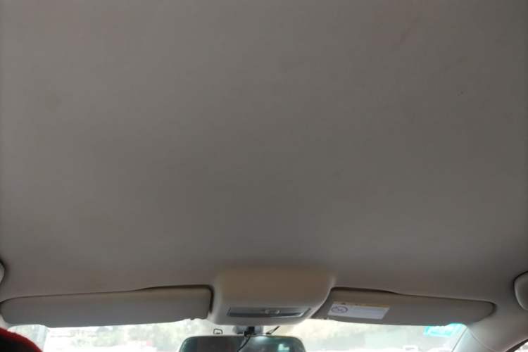 Used Volkswagen Polo 2014 1.4L Automatic Comfort Edition Headliner