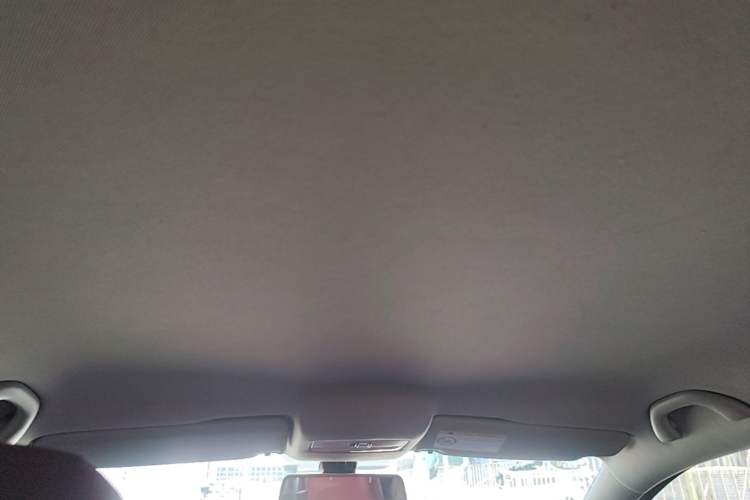 Used Volkswagen Polo 2014 1.4L Automatic Comfort Edition Headliner