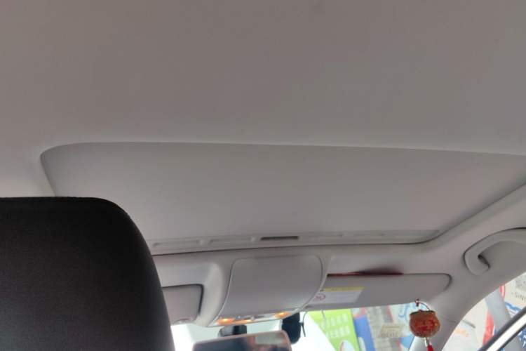 Used Volkswagen Polo 2014 1.4L Automatic Luxury Edition Headliner
