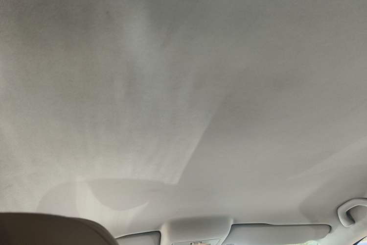 Used Volkswagen Polo 2014 1.4L Manual Fashion Edition Headliner