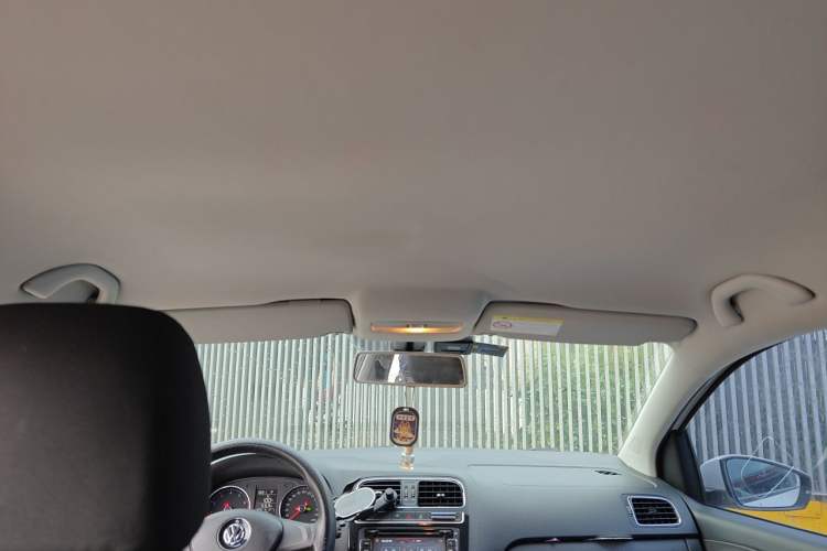 Used Volkswagen Polo 2014 1.4L Automatic Comfort Edition Headliner