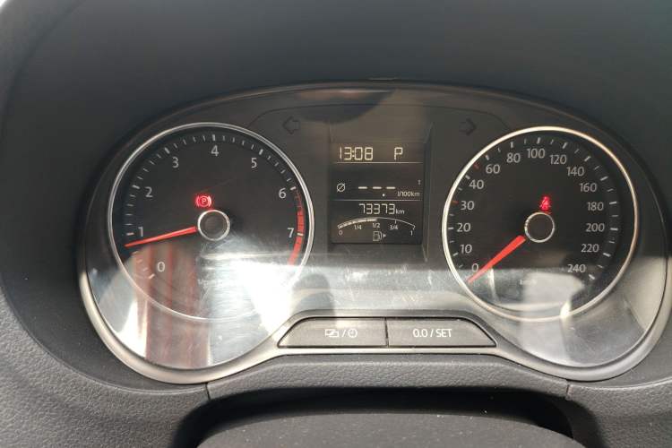 Used Volkswagen Polo 2014 1.4L Automatic Comfort Edition Instrument Cluster