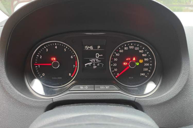 Used Volkswagen Polo 2014 1.6L Automatic Comfort Edition Instrument Cluster