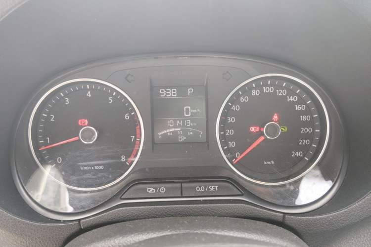 Used Volkswagen Polo 2014 1.6L Automatic Comfort Edition Instrument Cluster