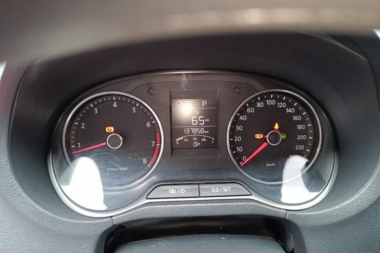 Used Volkswagen Polo 2014 1.6L Automatic Comfort Edition Instrument Cluster