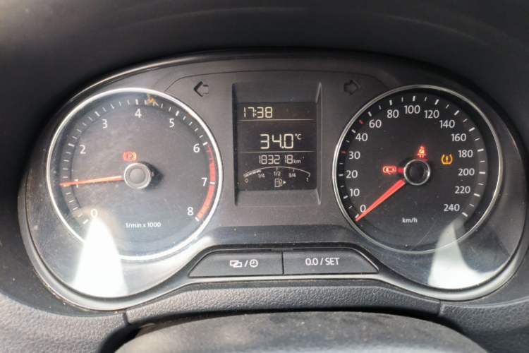 Used Volkswagen Polo 2014 1.4L Manual Comfort Edition Instrument Cluster